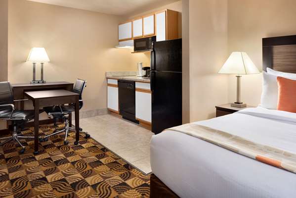 Suite - Hawthorn Suites by Wyndham Oak Creek - I-41 & I-94, Exit 319