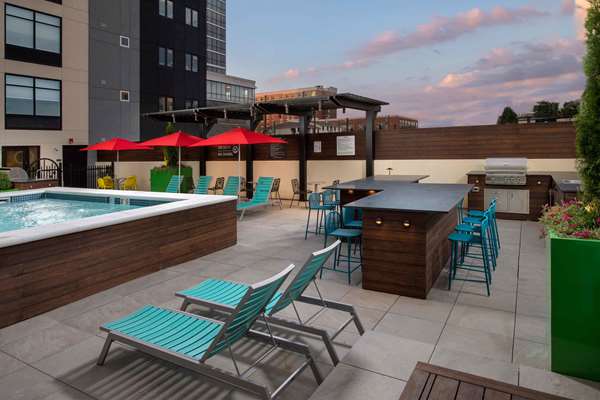 Pool - Tru by Hilton Hotel Downtown Convention Center Nashville