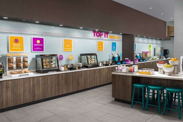 Amenities - Tru by Hilton Hotel Downtown Convention Center Nashville