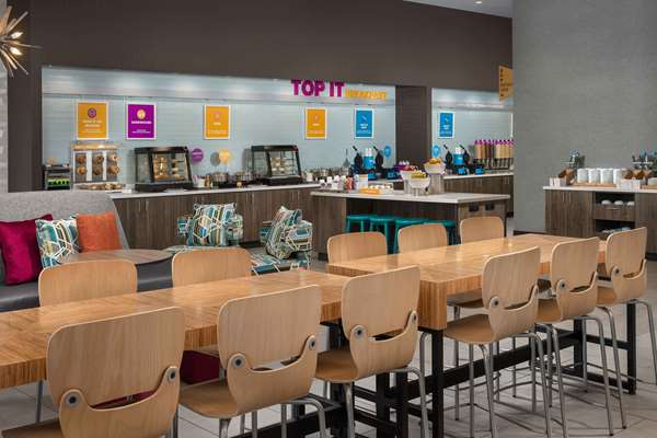 Amenities - Tru by Hilton Hotel Downtown Convention Center Nashville