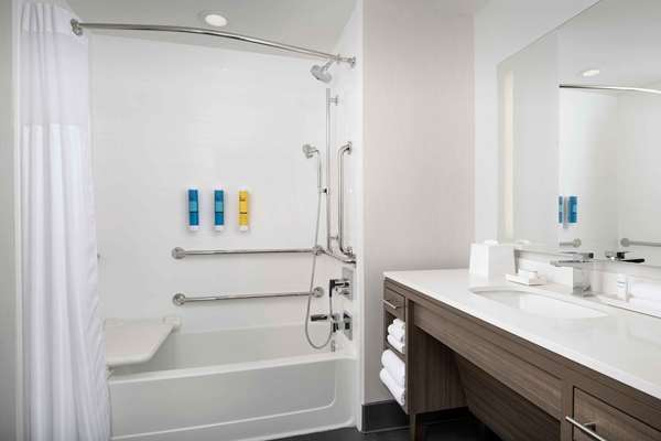  - Tru by Hilton Hotel Downtown Convention Center Nashville