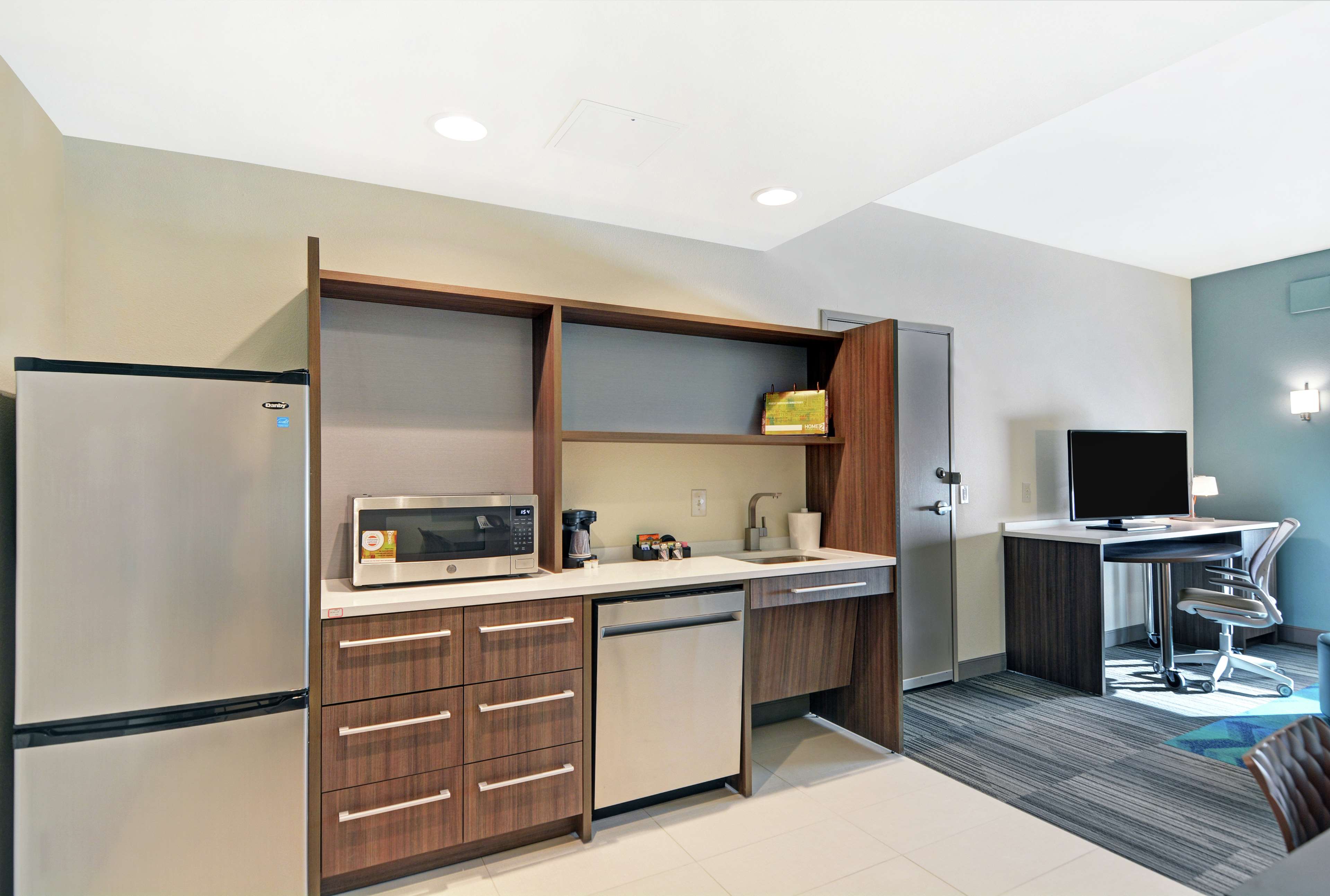 Home2 Suites by Hilton Grand Junction Northwest Room Type - 1QN MOB HR ACC TUB SUITE