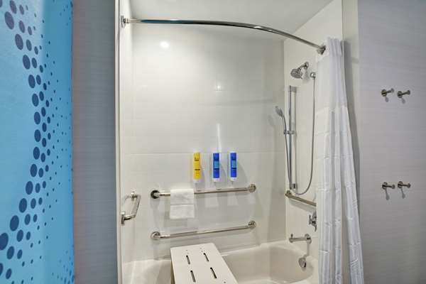  - Tru by Hilton Hotel Shepherdsville