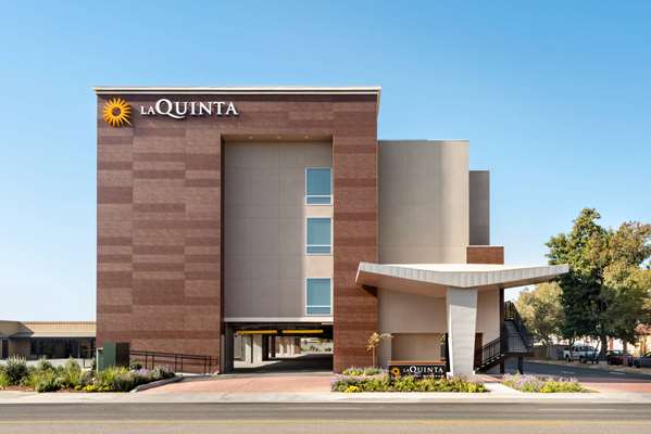 Exterior view - La Quinta Inn & Suites Clovis