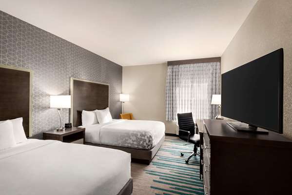 - La Quinta Inn & Suites Clovis