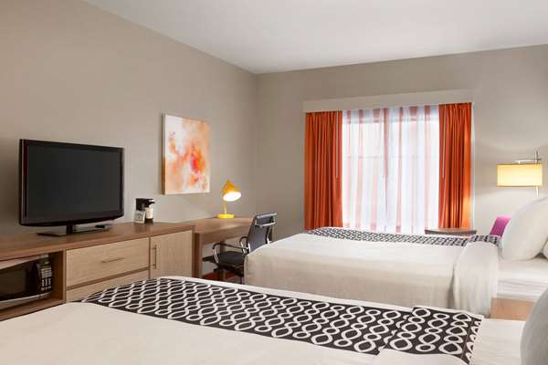  - La Quinta Inn & Suites Lackawanna