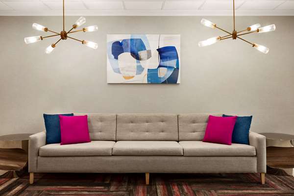  - La Quinta Inn & Suites Lackawanna