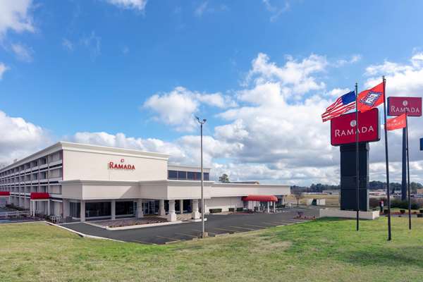 Exterior view - Ramada Inn Texarkana - I-30, Exit 223