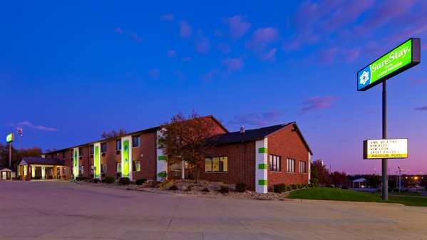 Exterior view - SureStay Hotel by Best Western Cedar Rapids