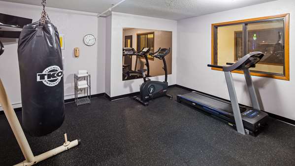 Fitness/ Exercise Room - SureStay Hotel by Best Western Cedar Rapids