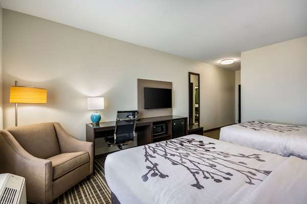  - Sleep Inn & Suites Yukon - I-40, Exit 137