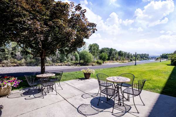  - Baymont Inn & Suites Yakima - I-82, Exit 33