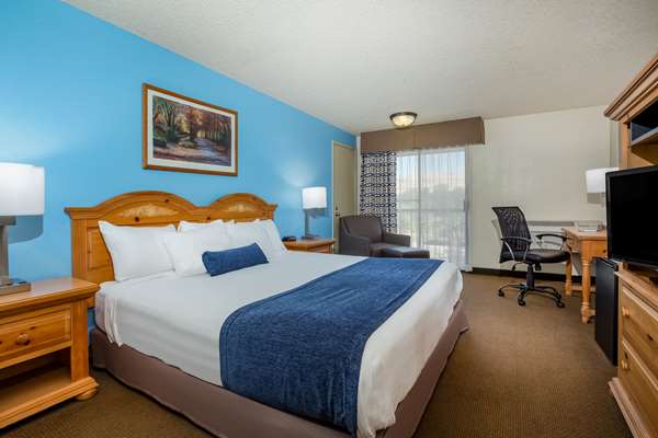  - Baymont Inn & Suites Yakima - I-82, Exit 33