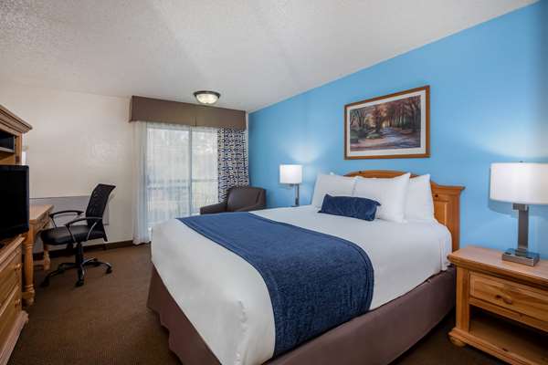  - Baymont Inn & Suites Yakima - I-82, Exit 33