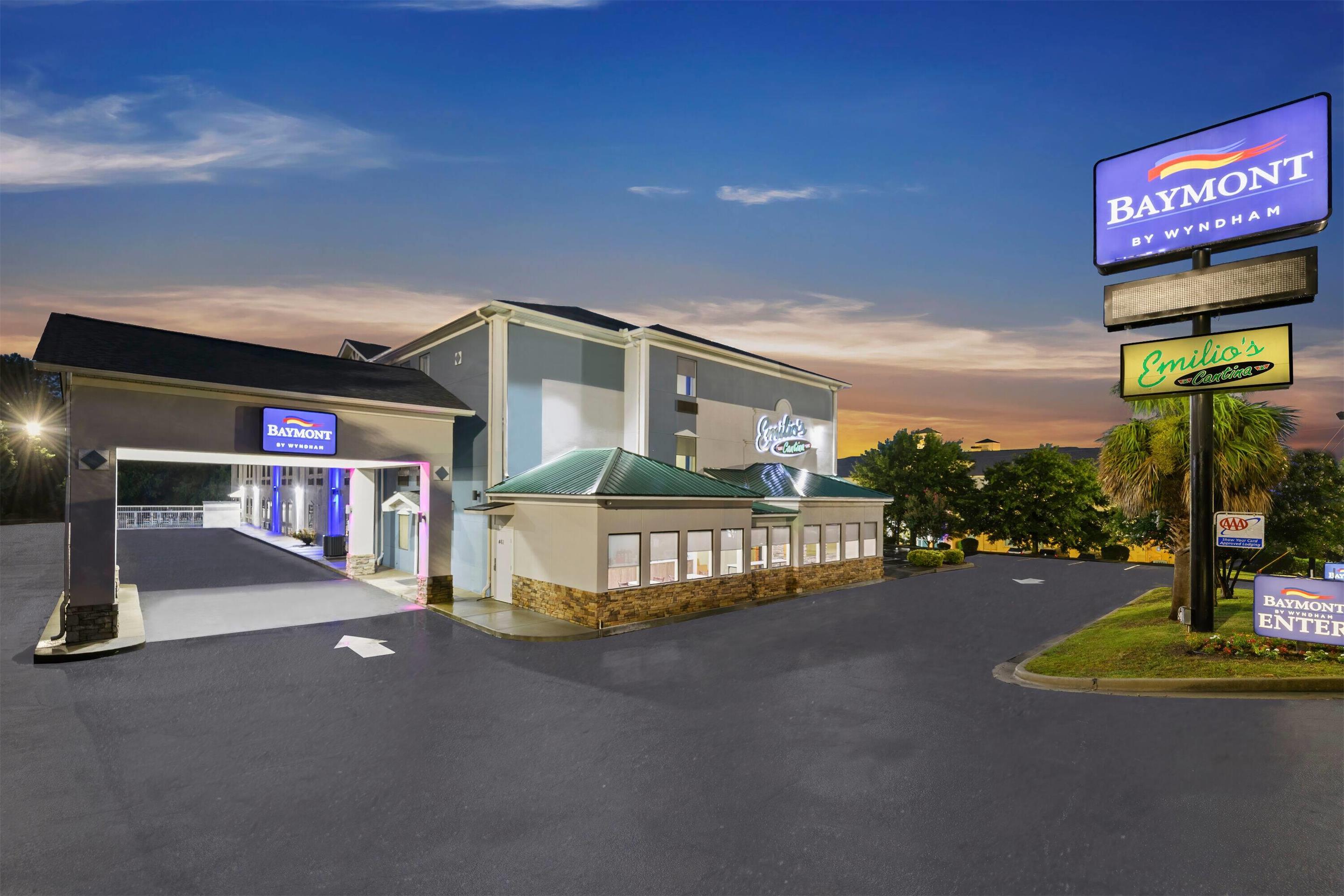 Exterior | Baymont by Wyndham Grovetown Augusta