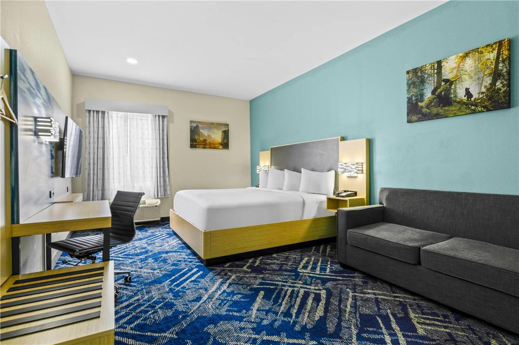 BAYMONT BY WYNDHAM GROVETOWN AUGUST-guestroom-Guest Room,Suite,On-Site.jpg