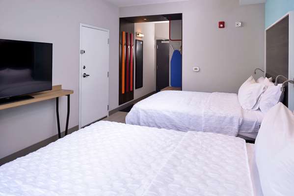  - Tru by Hilton Staunton - I-81, Exit 222