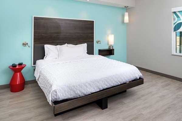  - Tru by Hilton Staunton - I-81, Exit 222