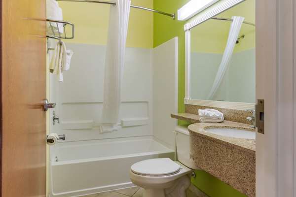  - Quality Inn & Suites Lehigh Acres