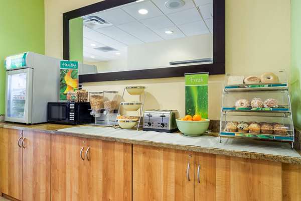 Amenities - Quality Inn & Suites Lehigh Acres
