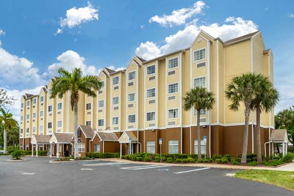 Exterior view - Quality Inn & Suites Lehigh Acres