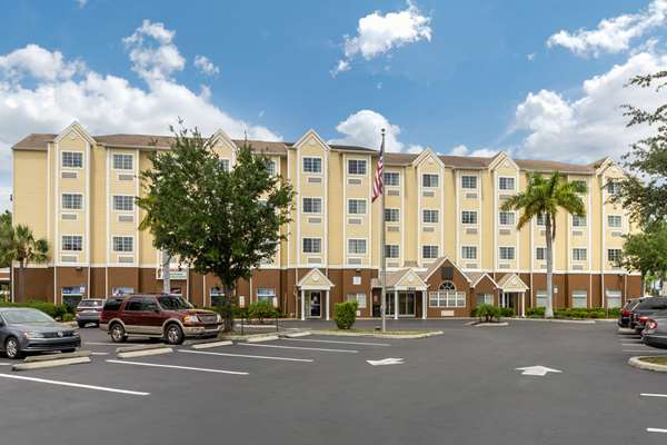Exterior view - Quality Inn & Suites Lehigh Acres