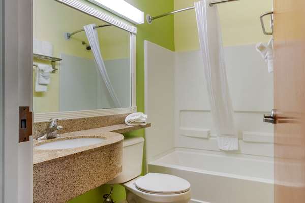  - Quality Inn & Suites Lehigh Acres
