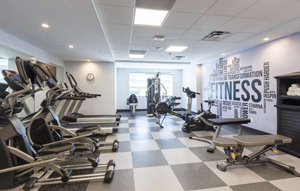 Fitness/ Exercise Room - Best Western Plus Executive Residency North City View Calgary