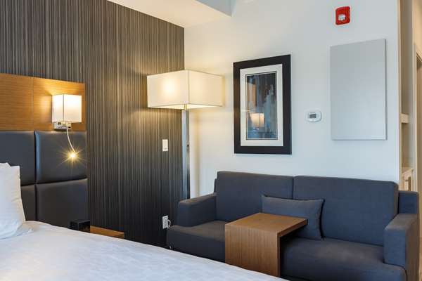  - Best Western Plus Executive Residency North City View Calgary