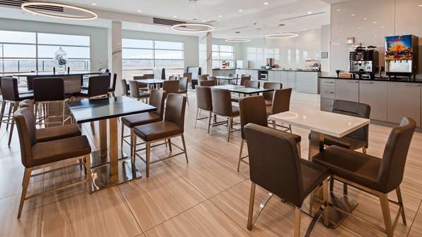 Restaurant - Best Western Plus Executive Residency North City View Calgary