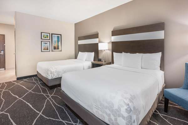  - La Quinta Inn & Suites Spring