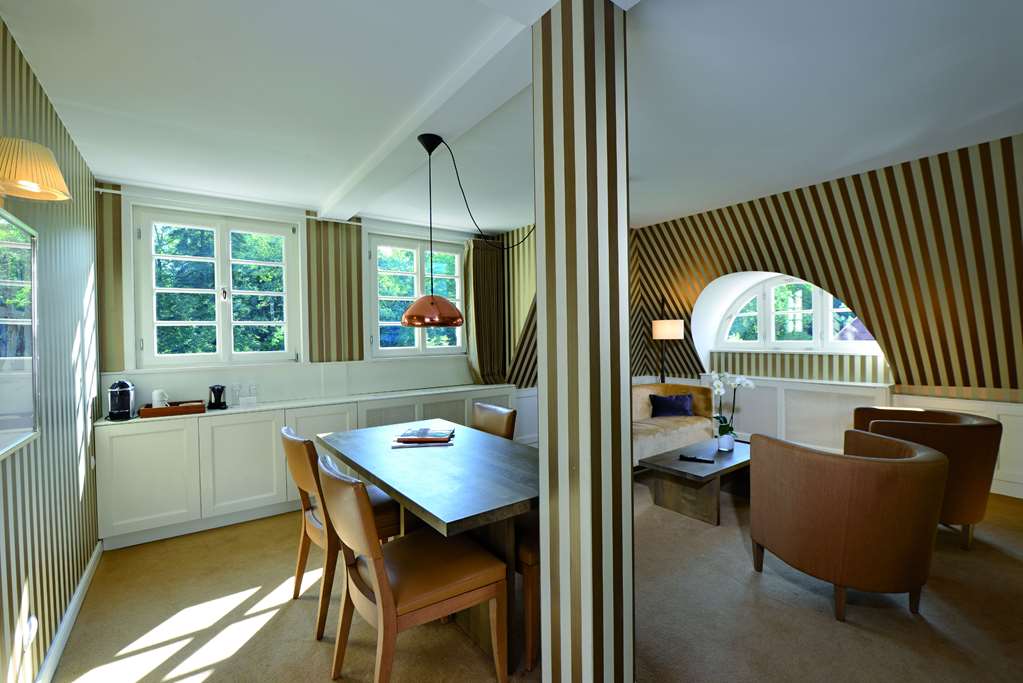 Waldhotel Stuttgart-guestroom-Guest Room,Suite,On-Site.jpg