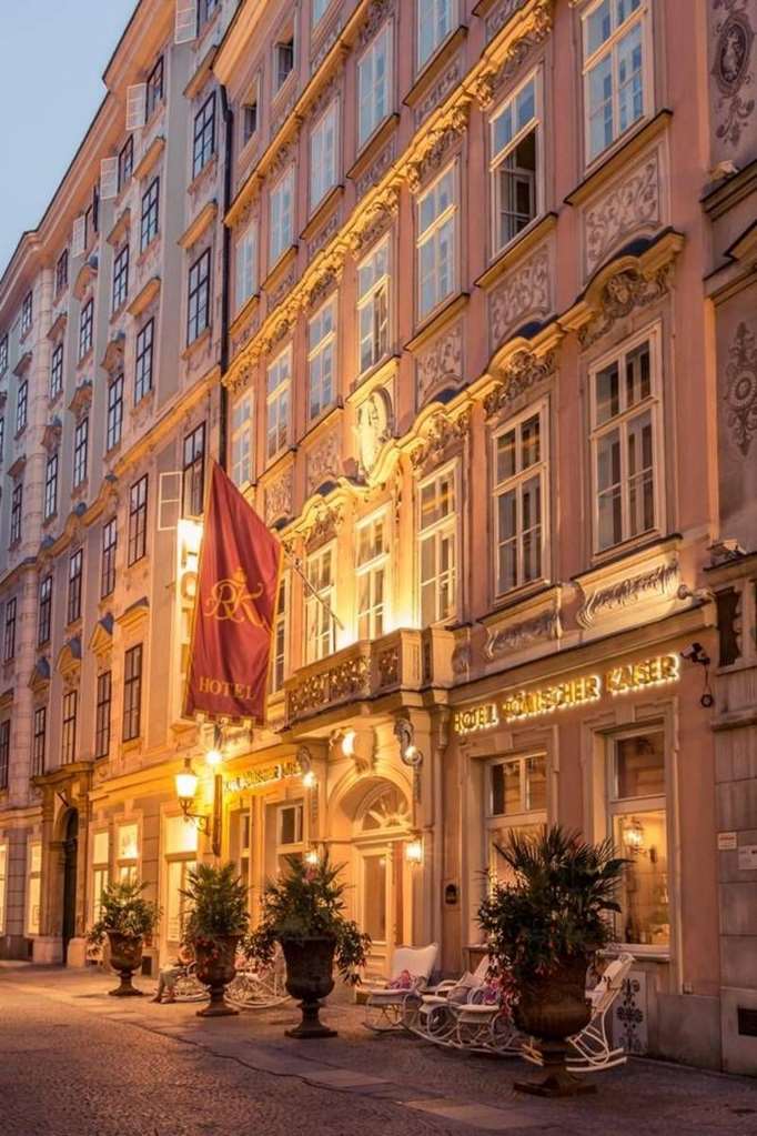 Schlosshotel Roemischer Kaiser Wien