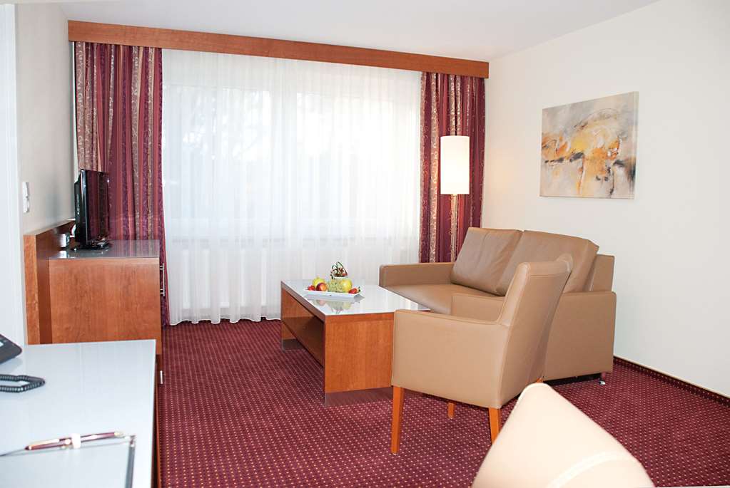 Morada Hotel Heidesee-guestroom-Guest Room,On-Site.jpg