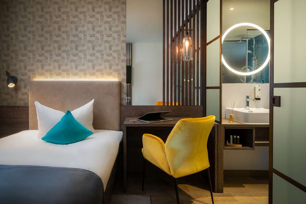 Hetzel Hotel Stuttgart-guestroom-Guest Room,On-Site.jpg