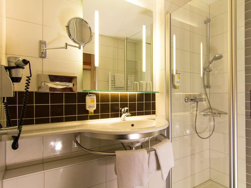 AMBER RESIDENZ Bavaria-guestroom-Guest Room,Bathroom,On-Site.jpg
