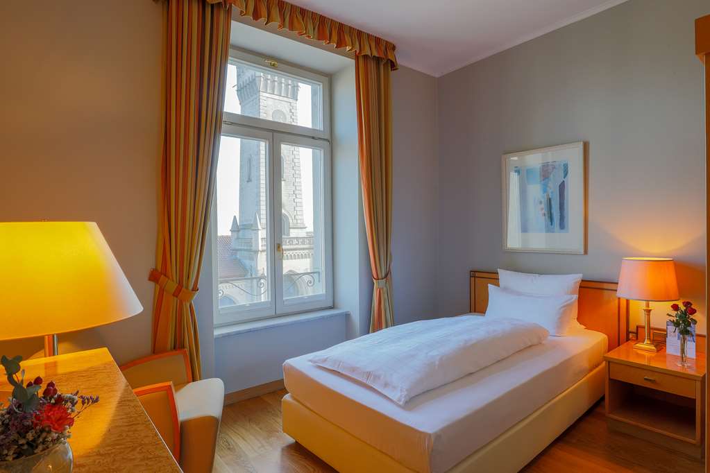 HOTEL HALM KONSTANZ-guestroom-Guest Room,On-Site.jpg