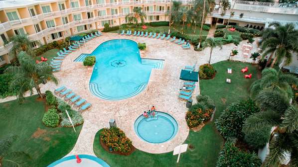 Pool - Verdanza Hotel Isla Verde San Juan