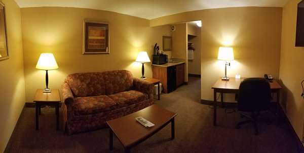 Suite - SureStay Plus Hotel by Best Western Black River Falls