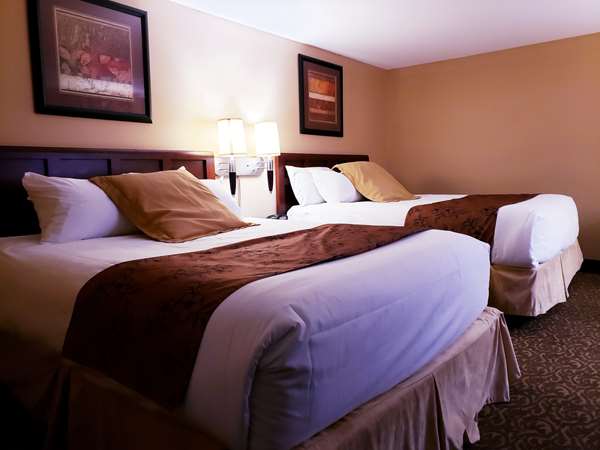 Suite - SureStay Plus Hotel by Best Western Black River Falls