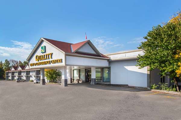 Exterior view - Quality Inn & Conference Centre Orillia