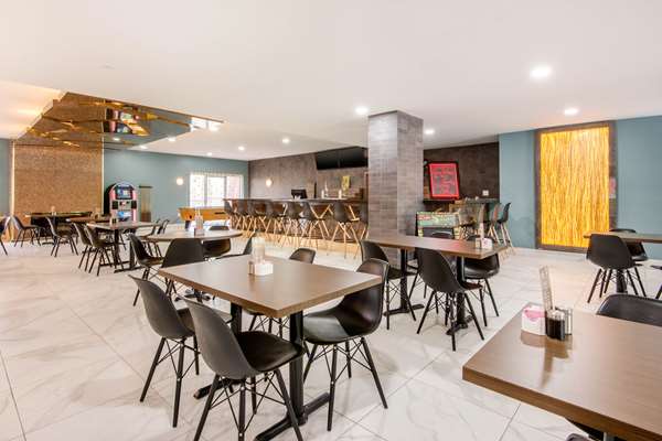 Restaurant - Quality Inn & Conference Centre Orillia