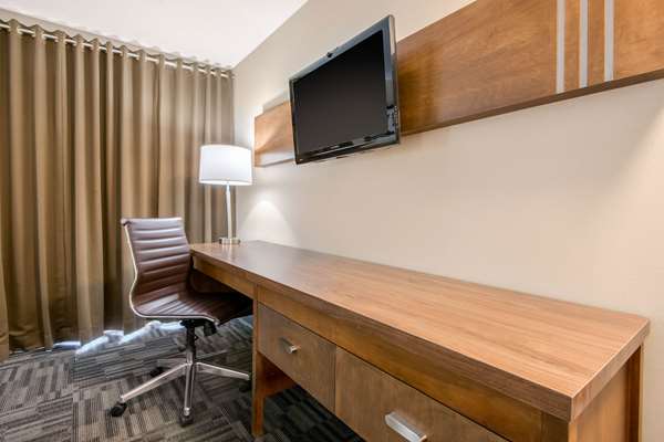  - Quality Inn & Conference Centre Orillia