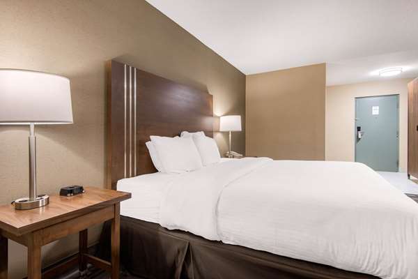  - Quality Inn & Conference Centre Orillia
