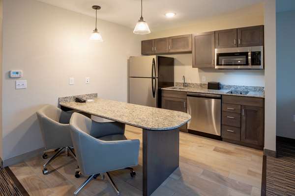 Suite - GrandStay Hotel & Suites Milbank