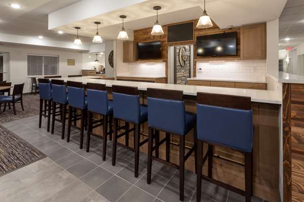 Bar - GrandStay Hotel & Suites Milbank