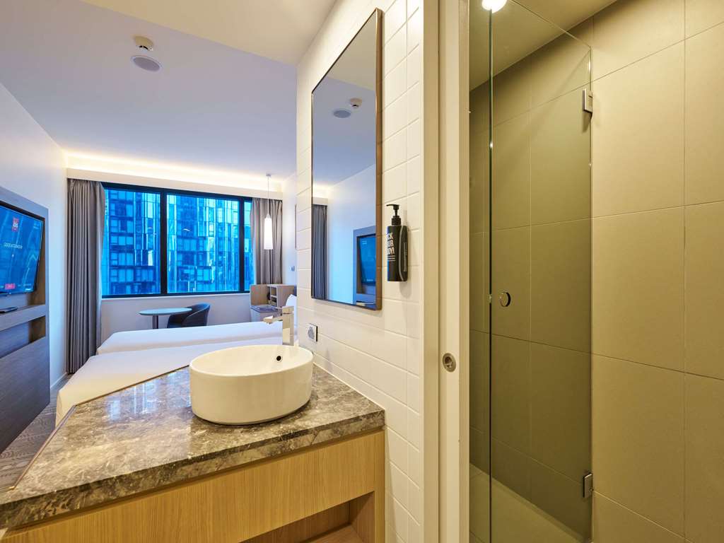 ibis Melbourne Central Room Type - Superior Room with 2 Zip Beds