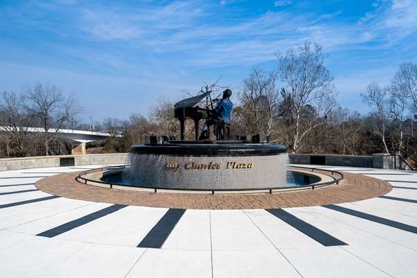  - La Quinta Inn & Suites Albany