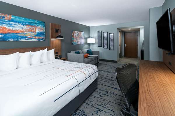  - La Quinta Inn & Suites Albany