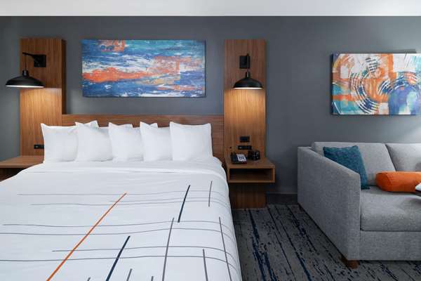  - La Quinta Inn & Suites Albany